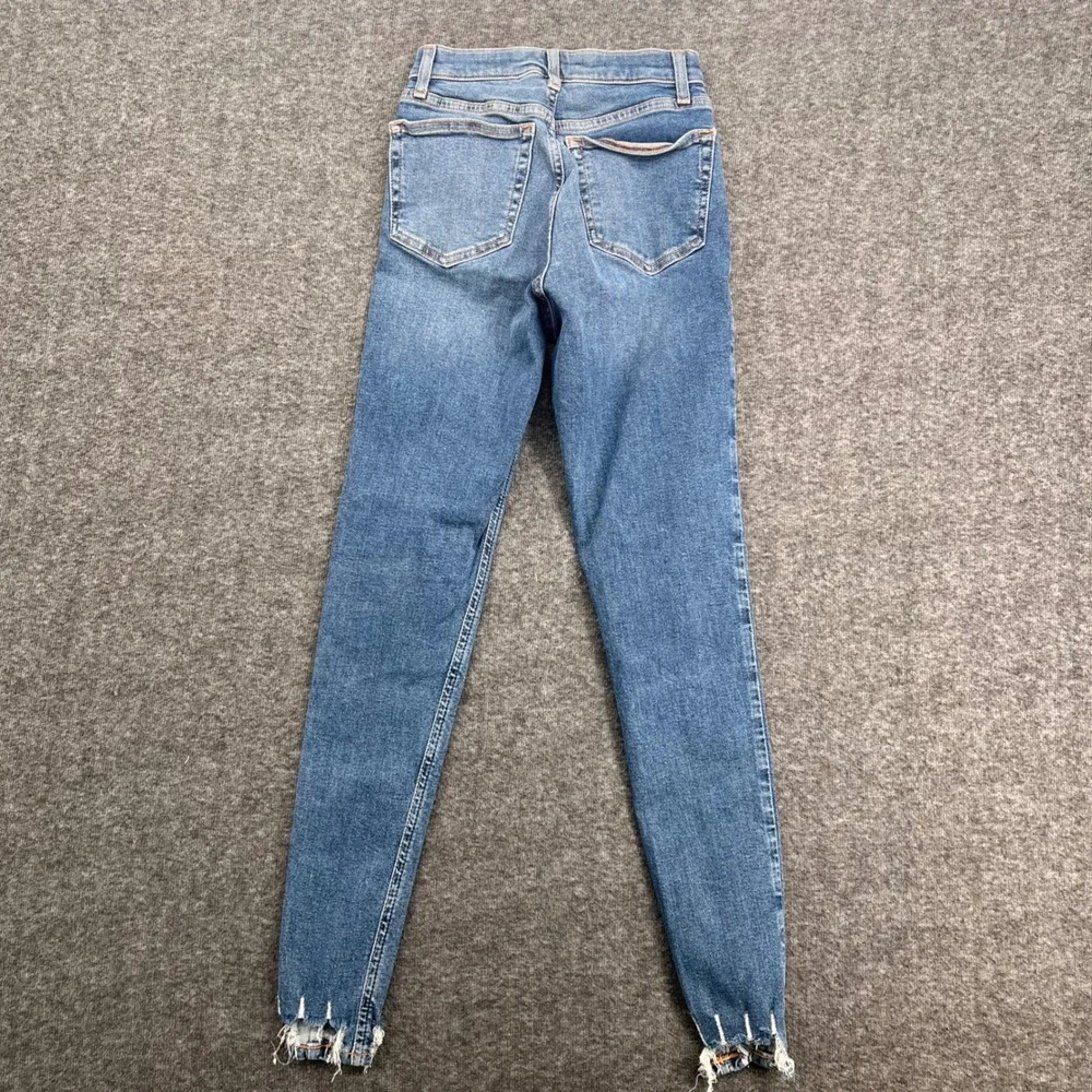Topshop Jamie High Rise Skinny Jeans Medium Wash Distressed Hem W25 L32‎ Blue